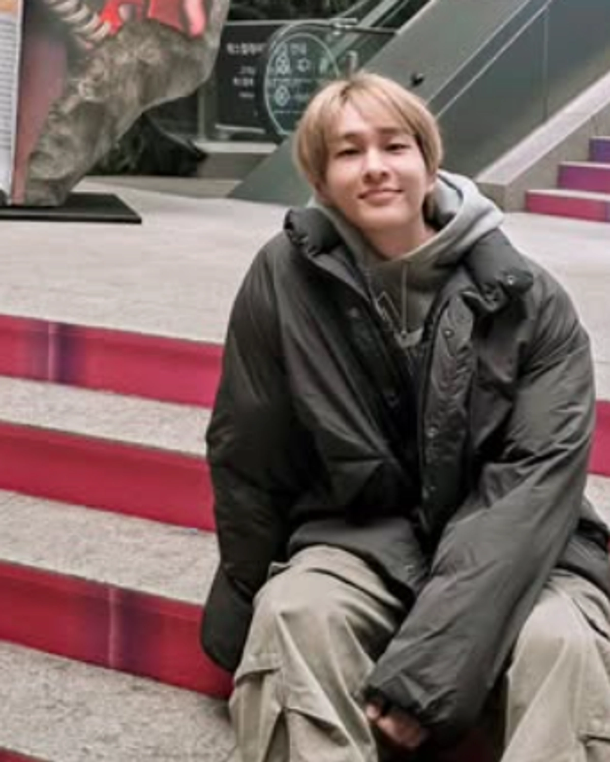 Onew to Release Mini Album 'TOUGH LOVE' Today (9th)... Participates in ...